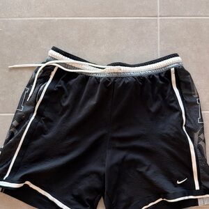 Nike 2XL Men's Black and White Athletic Shorts
